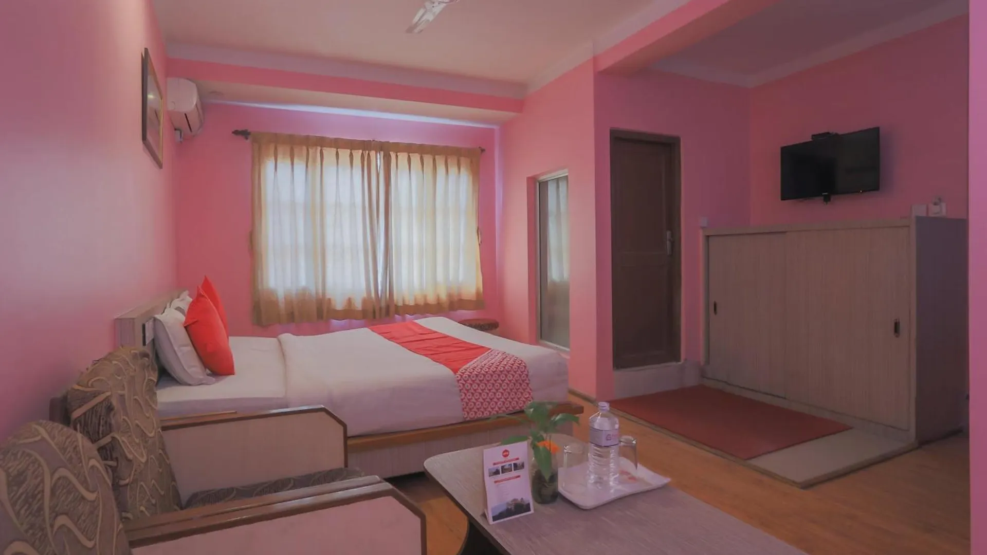 Oyo 789 Hotel Shivam Plaza contacts